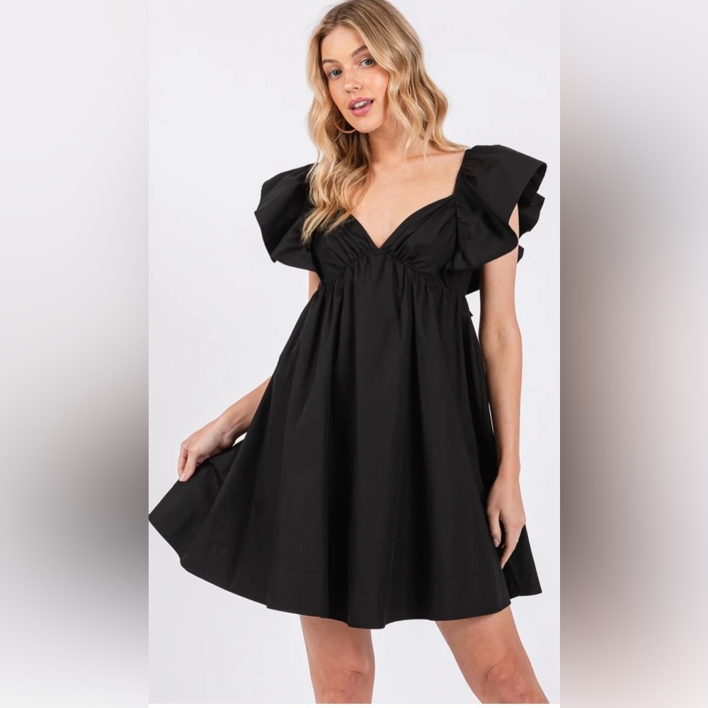 Elegant Black Ruffle Sleeve Dress
